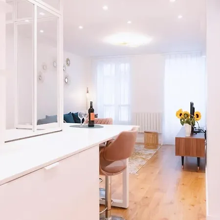 Apartment La Harmonie Eiffel - Walk To Tower *